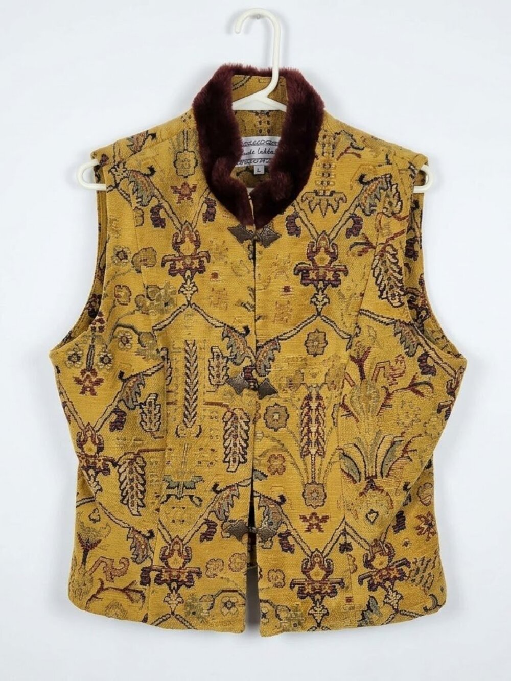 Velvet Tapestry Jacquard Vest